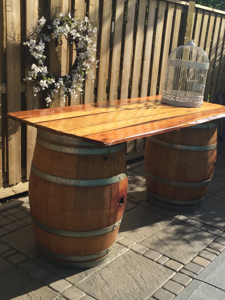 Wine-Barrels-with-top.jpg